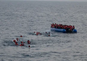 Flüchtlinge Mittelmeer Sea-Watch | Foto: Foto: epd bild