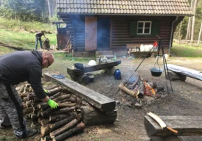 Männer im Wald (Friedbert Reinert) | Foto: Friedbert Reinert