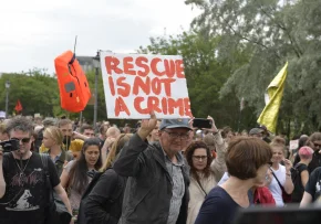 Rescue is not a crime  | Foto: Foto: epd bild/ Christian Ditsch