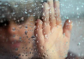 Kind Fenster Regen | Foto: Foto: pixabay