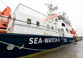 Taufe Sea-Watch 4  | Foto: Foto: epd bild/ Frank Molter