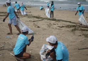 Müllsammelaktion Saving the Ocean quer (unsplash) | Foto: unsplash